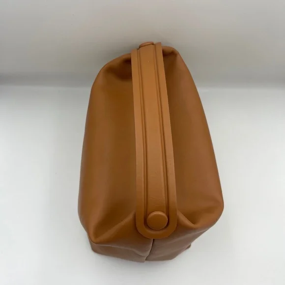 The Row Brown Leather Les Bains Clutch hobo Bag RARE HARD TO FIND - Picture 3 of 10